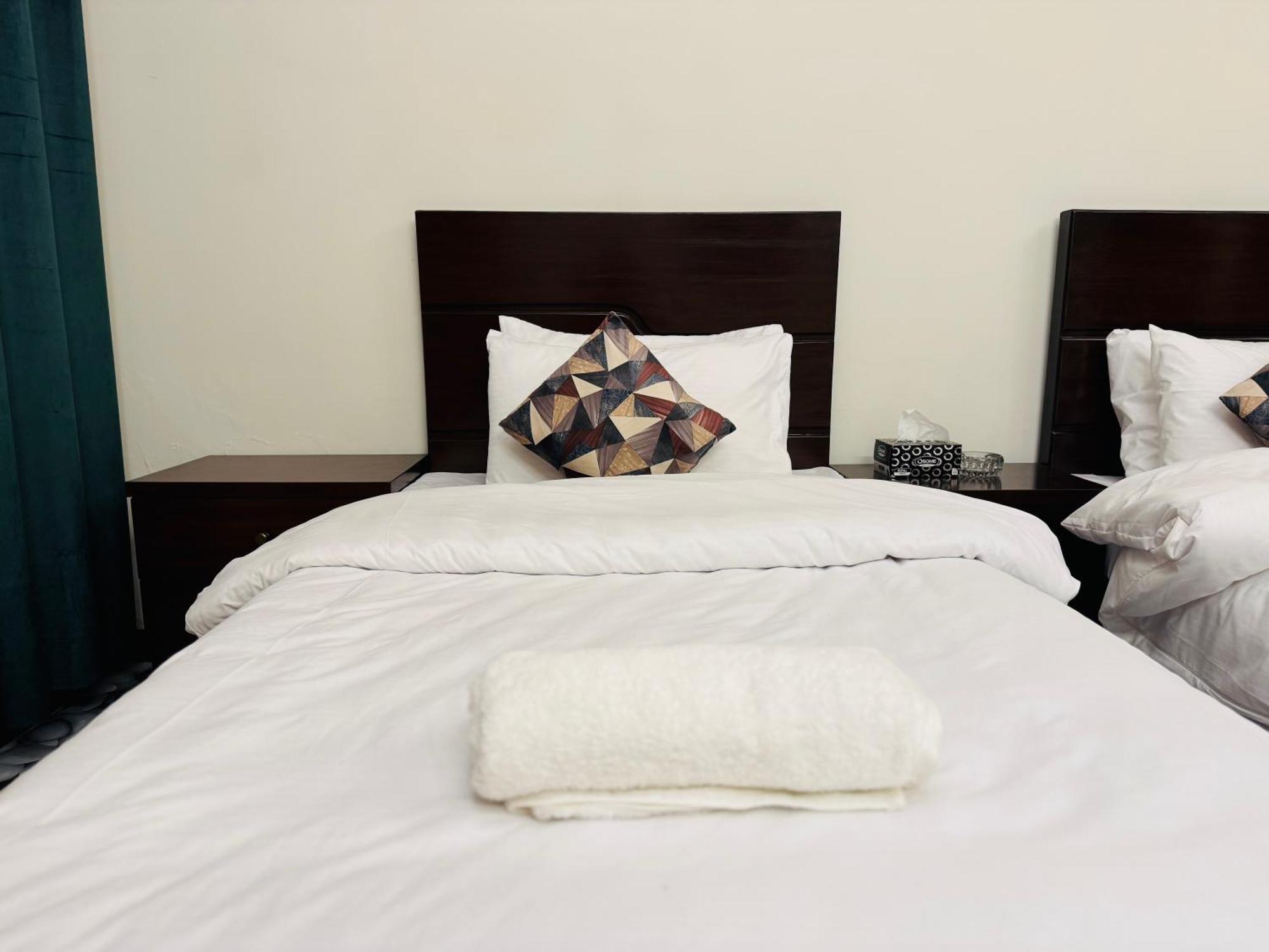 Sunrise Residence D1 Islamabad Ngoại thất bức ảnh